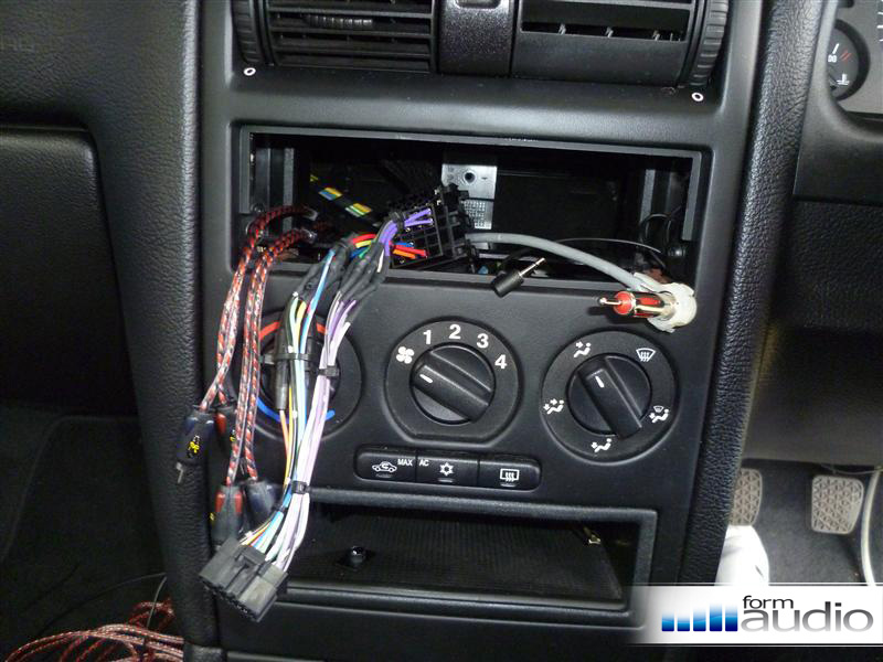 holden astra head unit